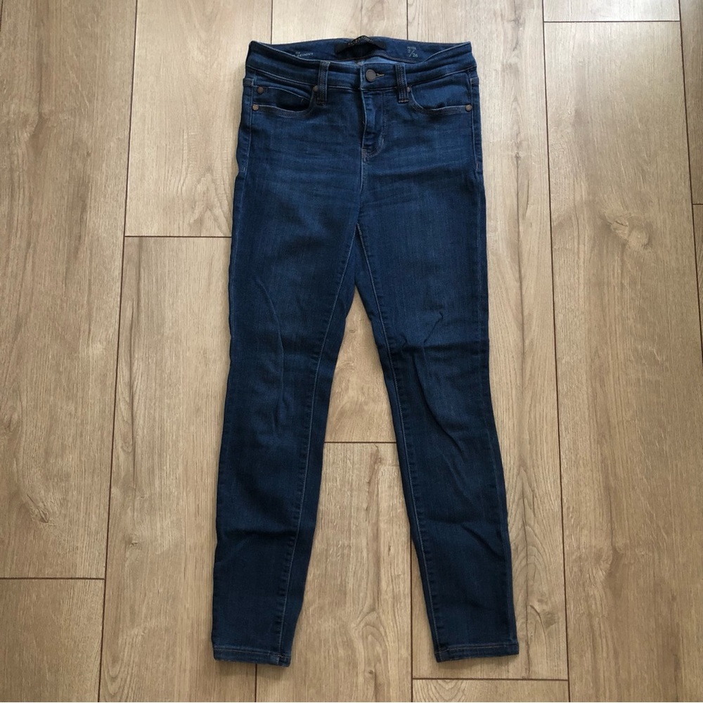 Size 2P Liverpool Ankle Skinny Jeans